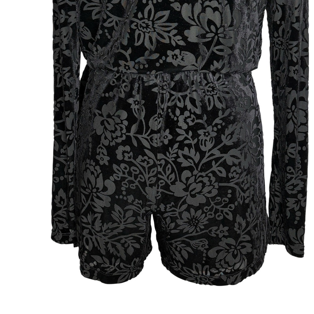 Saylor Rebecca Velvet Burnout Floral Romper S Whimsigoth Going Out Tie Waist - Picture 6 of 8